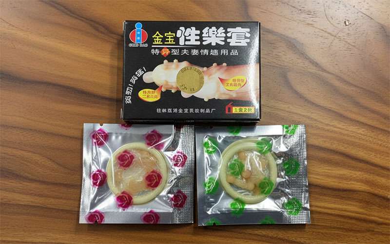 Bao cao su Gold bi nhiều bi nổi tăng khoái cảm cực mạnh